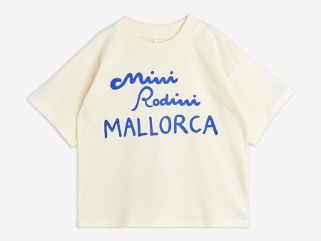 Mini Rodini Kids Mallorca Logo T-Shirt in Ivory For Sale